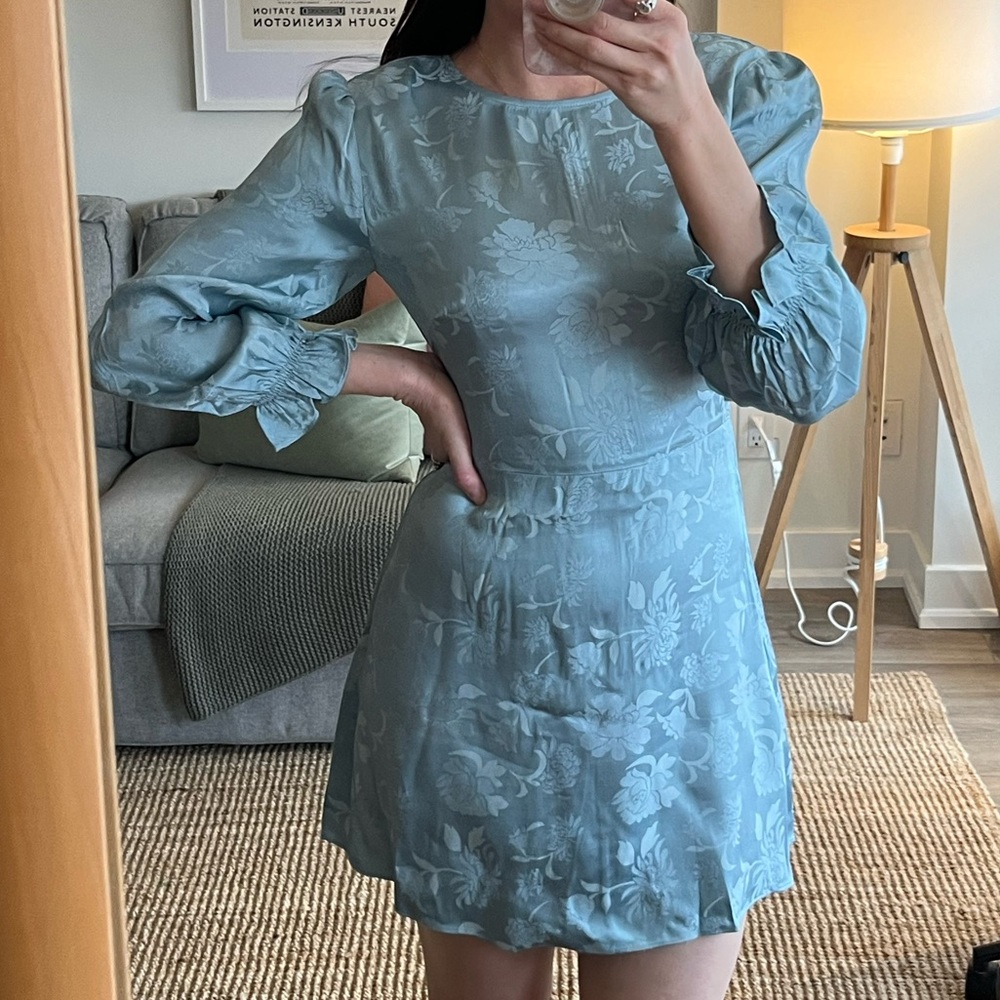 Aritzia Wilfred Floral Satin Long Sleeve Dress | Size 0